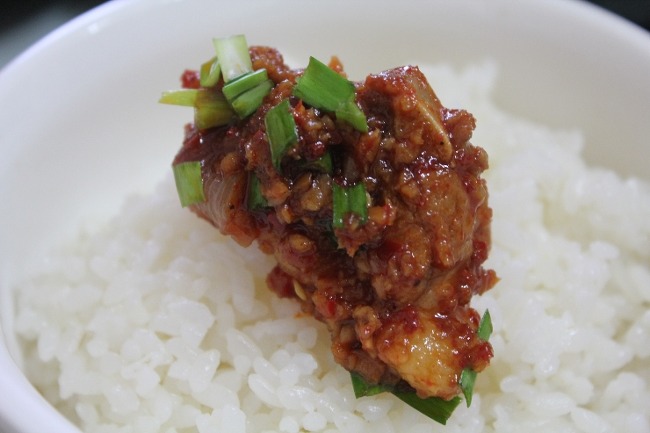 화끈하게 매운 돼지갈비찜