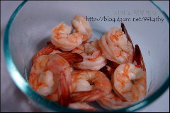 톡쏘는 맛이 매력있는 해물냉채